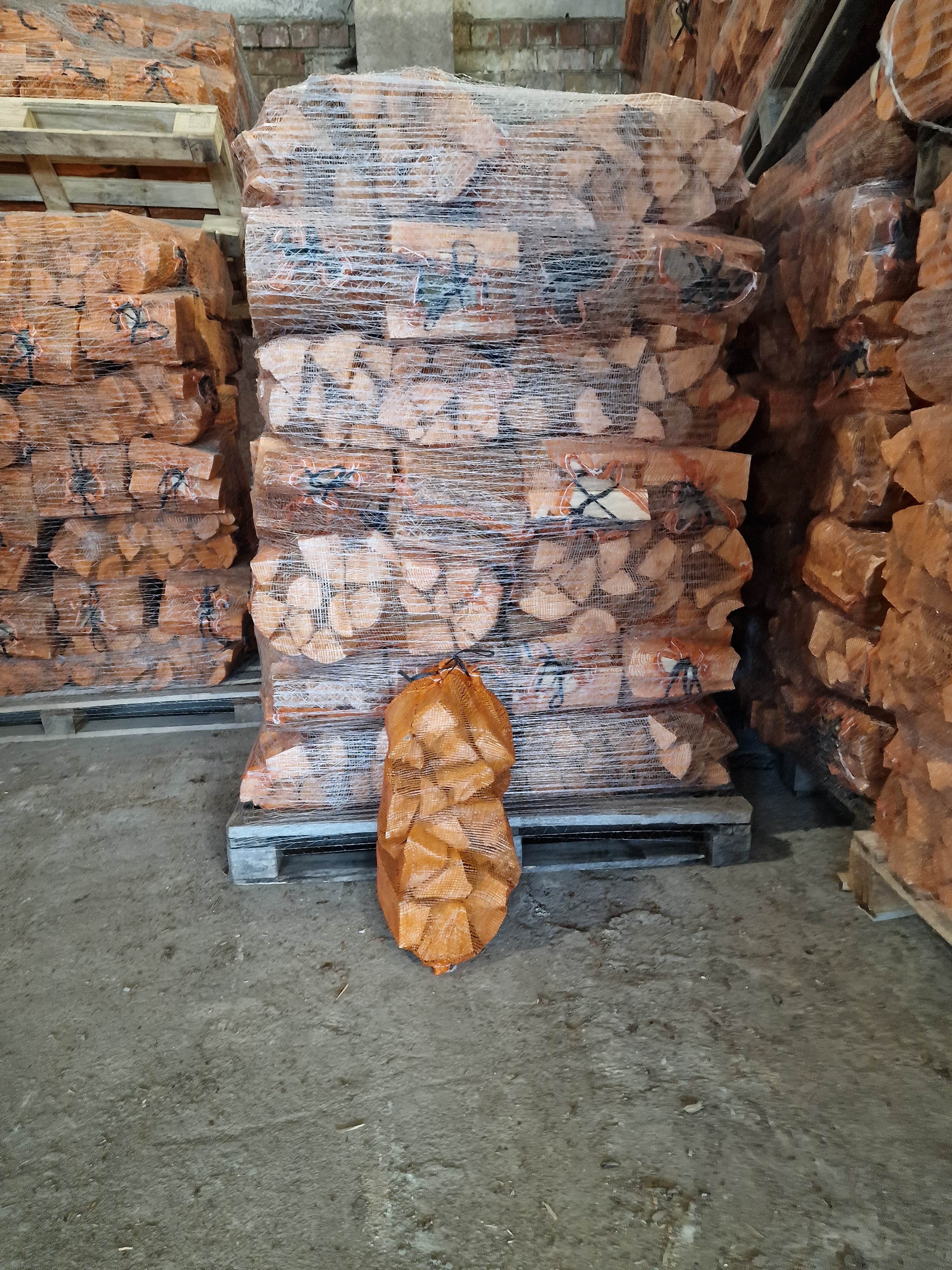 Firewood in Bags | 40L | 10-11 kg